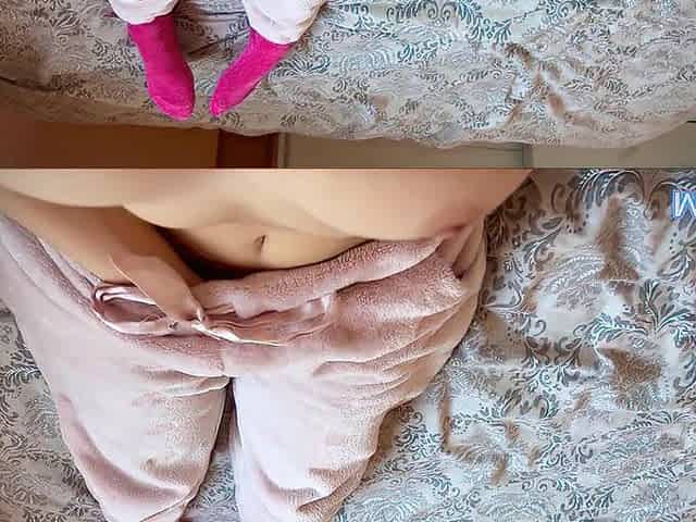 POV fingering my teen twat - Maiskiii