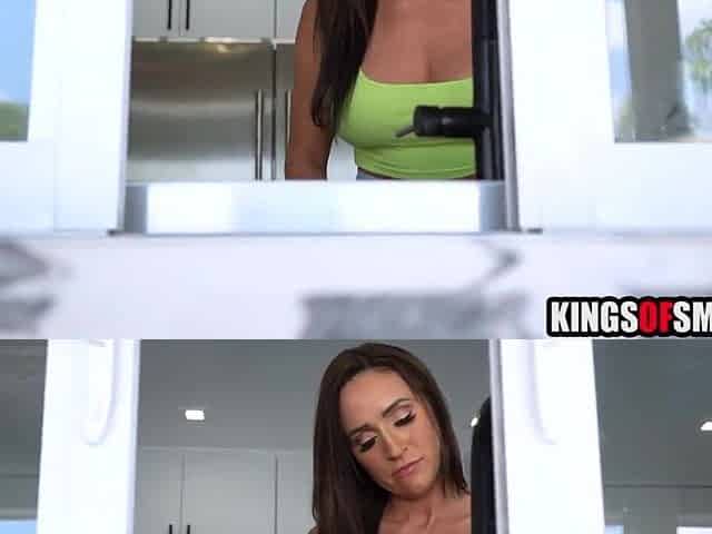 Lascivious housewife caught him peeping on her