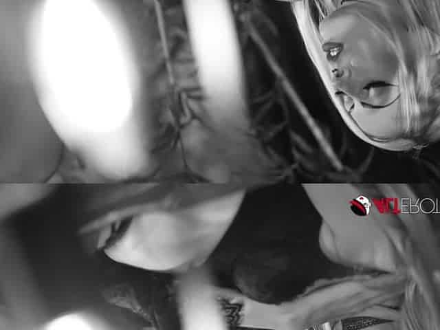 Robin Coffins in claxxxic ebony and white tease clip