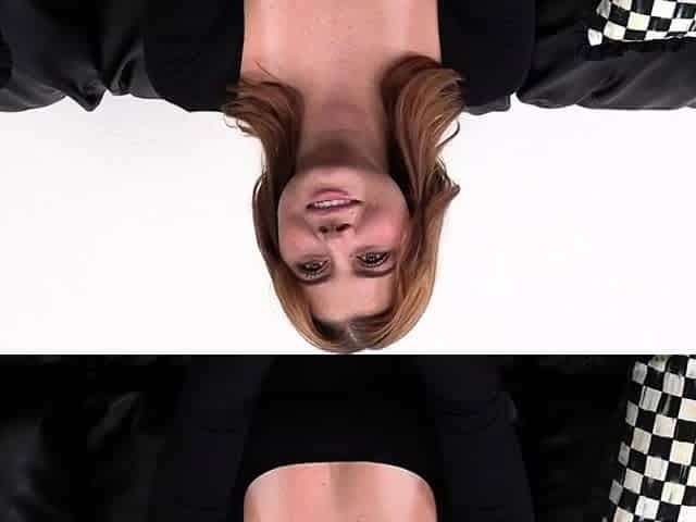 FULL HD ->