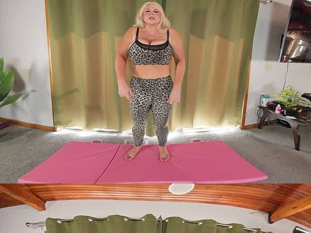 Busty Cougar Karen Fisher's Nude VR Yoga Session