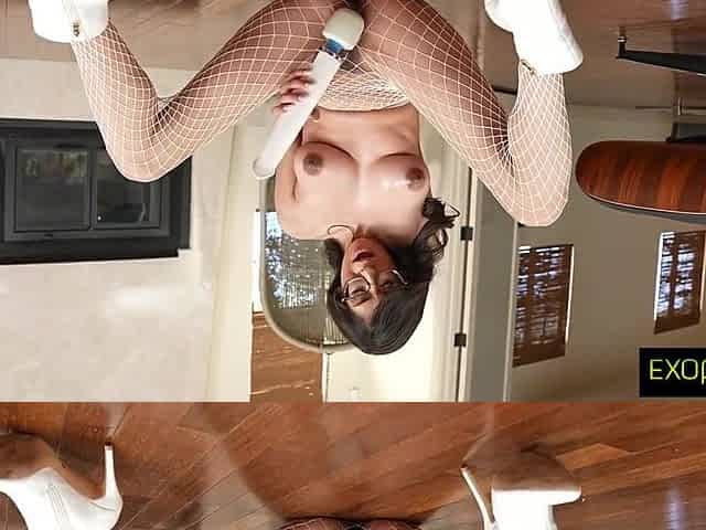 Four-eyed Empties A Thick Cock On Her Face - Sona Bella And Jordan Pryce