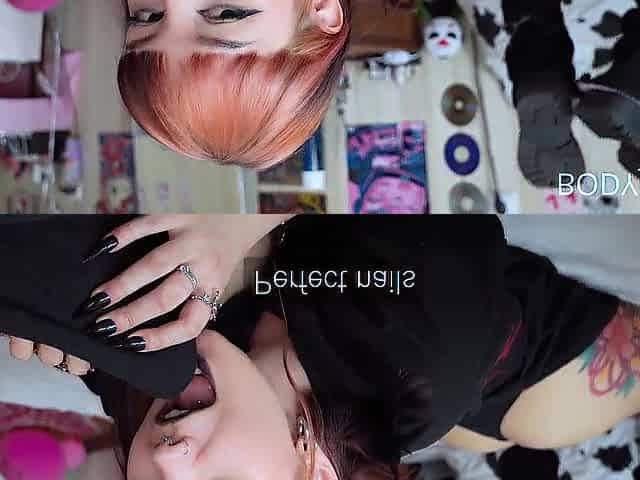 U wanted to see that emo angel from Instagram get banged