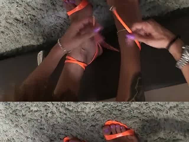 Hawt feet in high heels amd anklet