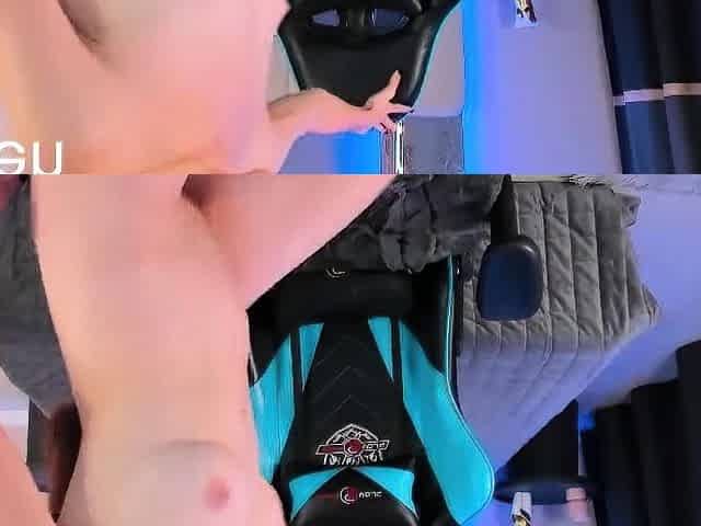 Hot amateur webcam teen masturbates for their fans