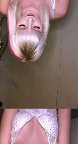Gorgeous Mature Blonde Solo Masturbation