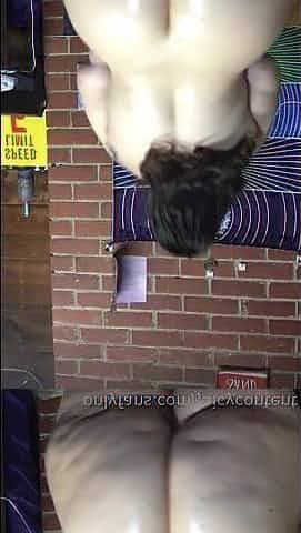 White Huge BBW Shaking That Booty