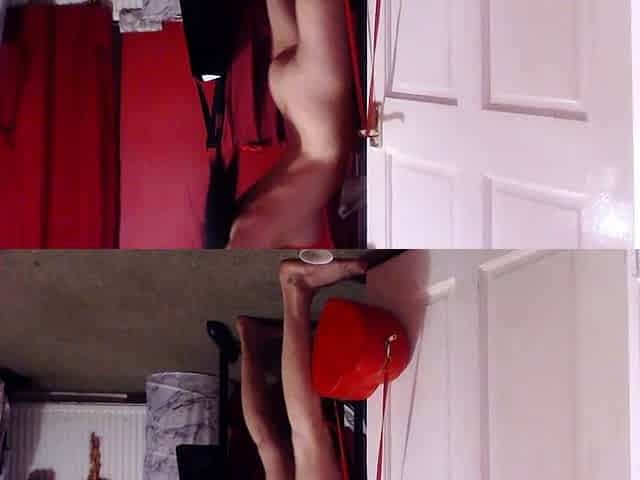 Cute blonde amateur webcam teen masturbating