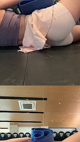 Squatting until this redhead ass is willing for your rod