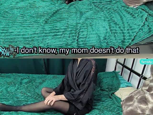 I caught my ally's mama wanking and that babe acquiesced to take my virginity - Russian talk porn