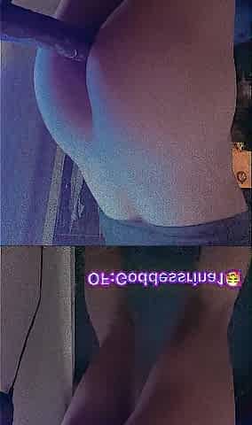Ts Throwin it back on cock ????????????