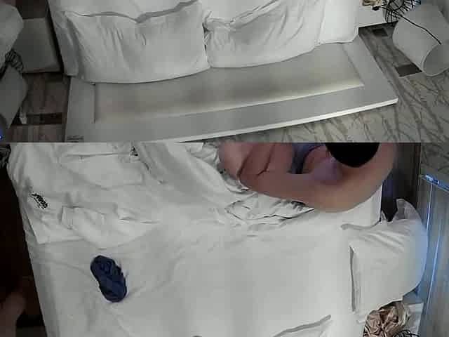 Hot amateur hidden cam
