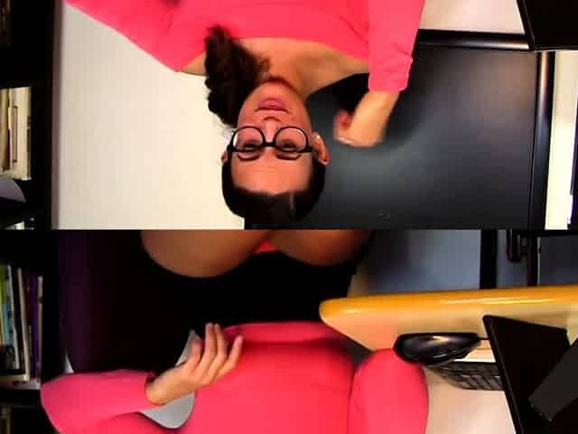 Big boob brunette masturbates on webcam