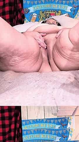 Can I Serve You Bavarian Sir? Undressing the Cum Pours