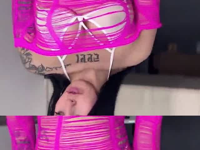 A vibrator isn't sufficiently to make me cum!! - SweetKimmi