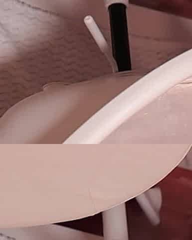 Fetish Videos of Oil on Feet