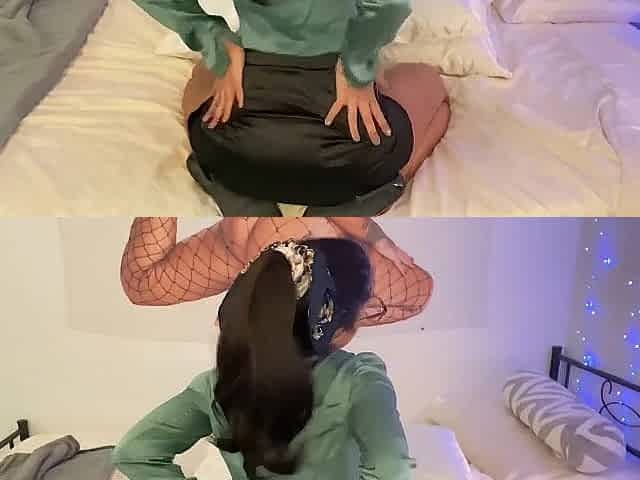 Secretary disrobes & fingers the one and the other holes to orgasm! (TEAZER