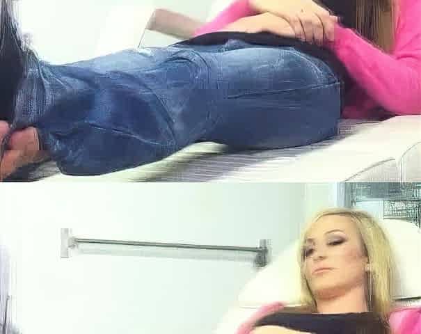 Blonde Foot Fetish on Cam