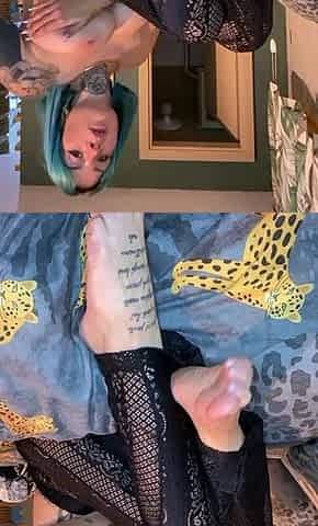 Brunette babe melanie jane romantic foot fetish