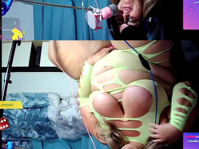 Hawt underware streamer bulky thick hips
