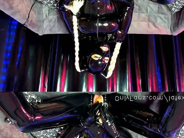 Sexy hottie Anetta Keys enjoys a solo toy masturbation