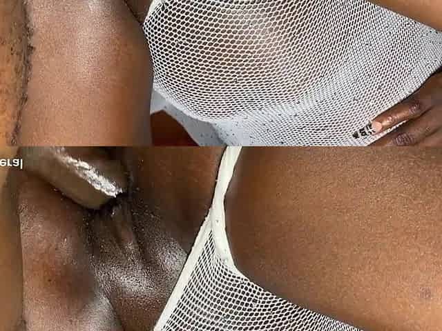 Little ebony teen begged me to bang her raw