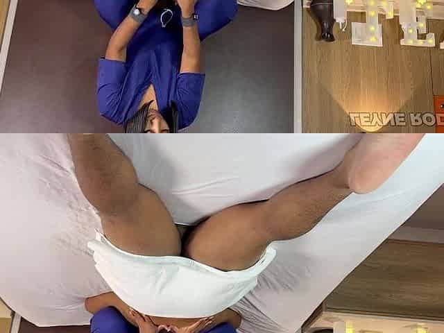 Regular massage ends with a surprise glad ending!