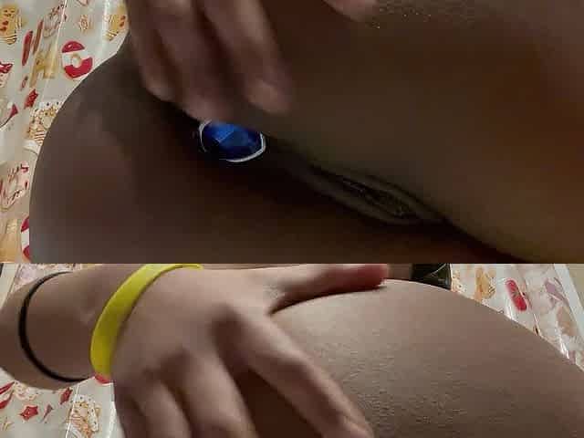 Playing with my Buttplug whilst everybody is home