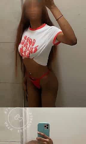 Sexy Tease From Glamorous Afro Small