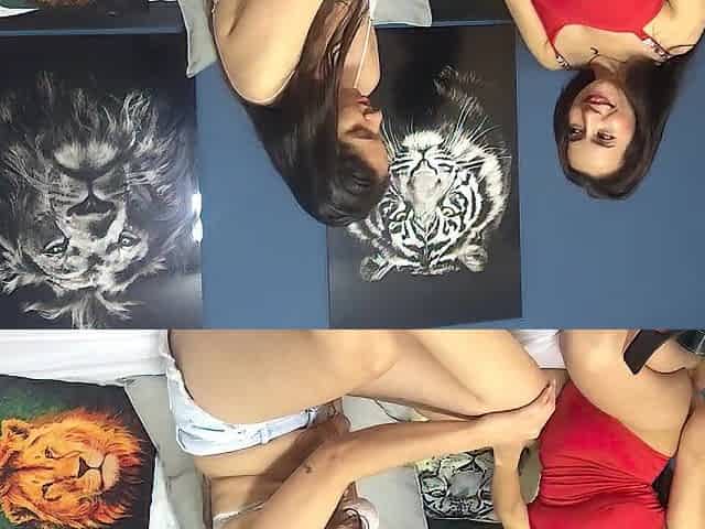 Hawt beauties scissoring and masturbating