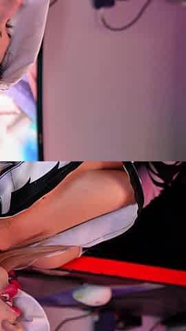 Latina Tests Her New Toy with Her Boyfriend - Svakom Echo 2 Real Review