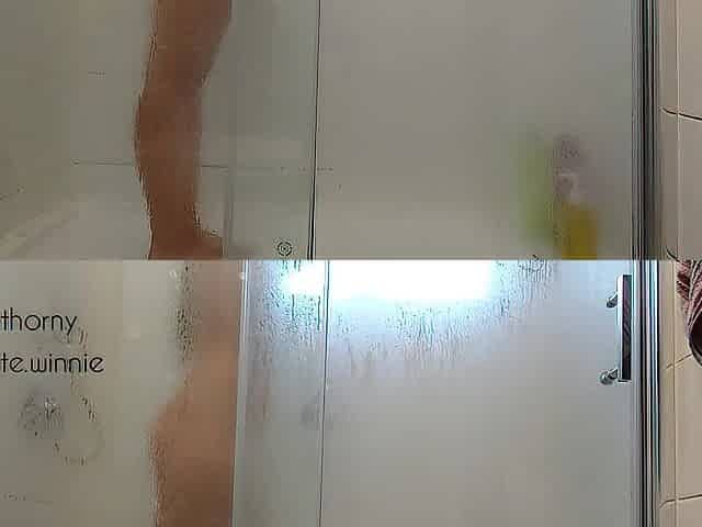 CHARMING WOMAN BATHING HER BODY AND TOUCHING - MASTURBATING WITH THE WATER JET POKING HER FINGERS