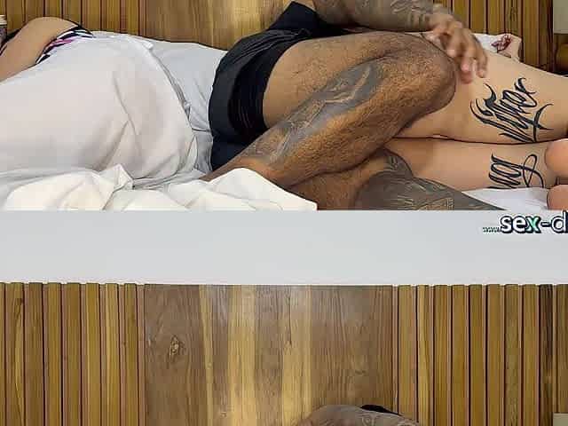 Hard stepping on the vagina: wild amateur enjoyment with christianchaux
