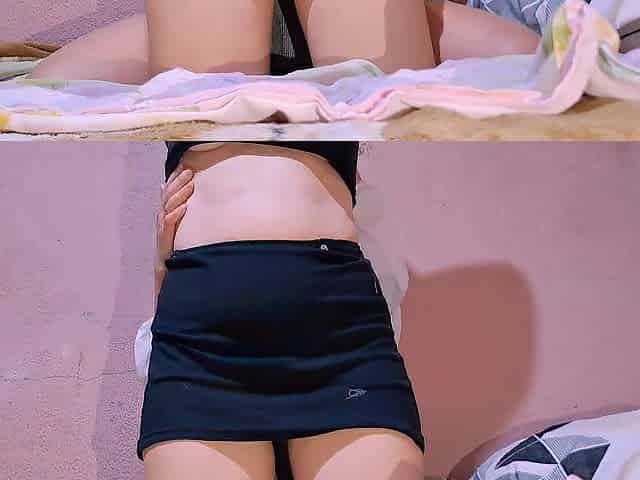 I like to show my large booty in front of the camera and kiss my most good ally's body ????