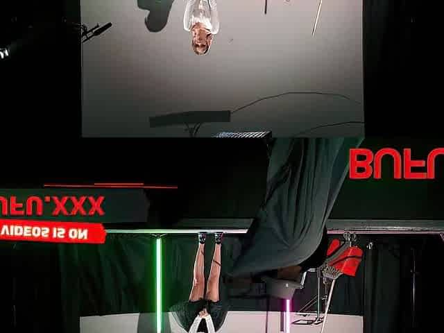 BUFU XXX. Playgirl knows how to make her butt work