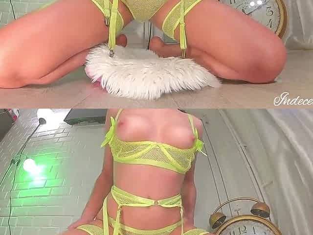 Massive Sex-toy in Twat = Squirt_Loud Groaning Climax