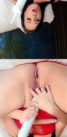 Masturbating solo babe loves her toys