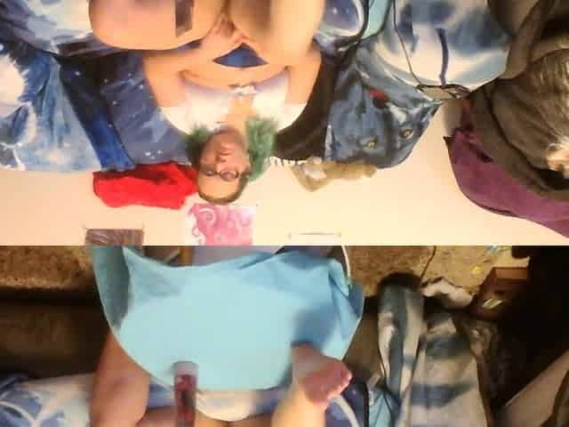 Painting my toes and rubbing one out