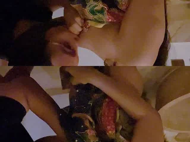 My Friend's Stepmother Is Sexy with Her Batik Kemben