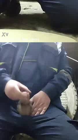 Homo amateur masturbation Close-up!