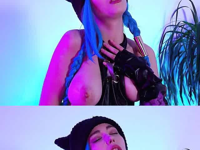 Instanely hawt Jinx wants to masturbate her wet snatch and pet her melons