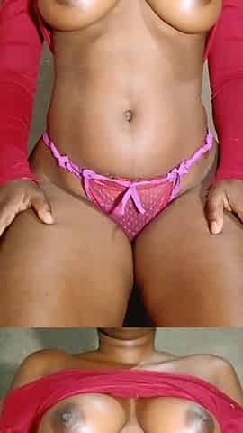 Ebony Afro solo porn lady plays with herself