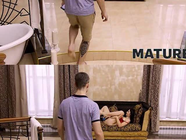 MATURE4K. Woman over 50 returned home and enticed her stepson into sex