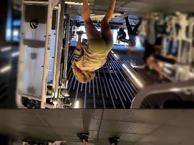 Fit PAWG at luxury gym stalked - Then creams on my wang after workout