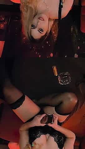 Hawt golden-haired natural smokin'