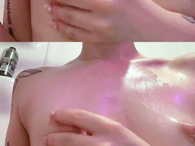Brunette Solo Webcam Masturbation