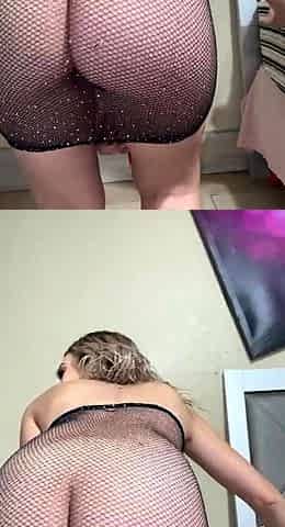 Sexy amateur blonde fingers and toys her wet pussy