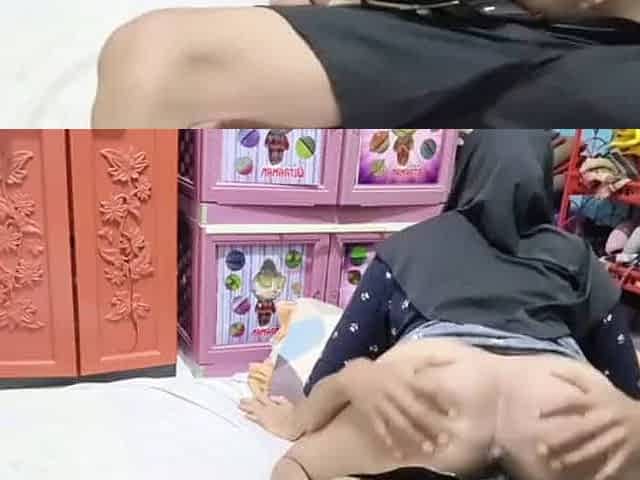 Rania & Dinda- Big Natural Breasts Indonesian Mother-in-law Hijab Hardcore Rough Sex