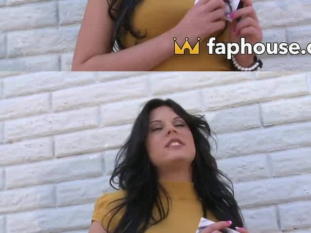 Woman with a sole fetish gets smacked rigid - NSFW