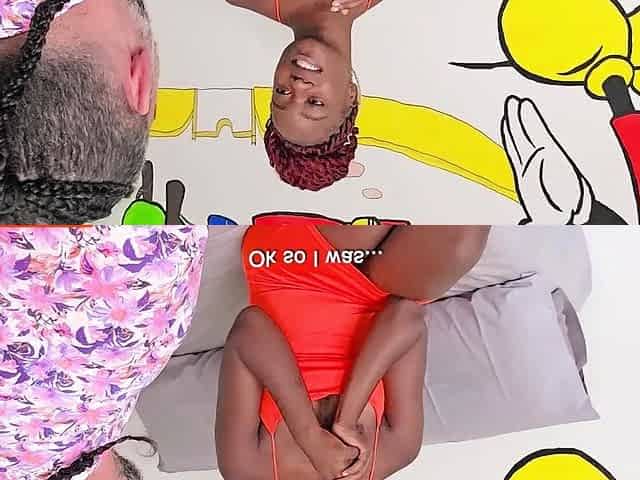 EBONY TEEN exposed her real self in the moment